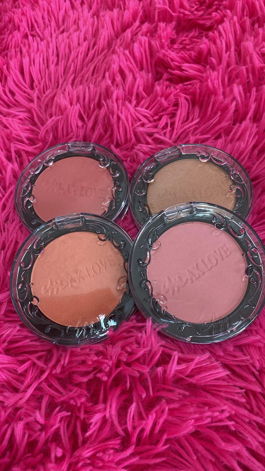 BLUSH POWDER