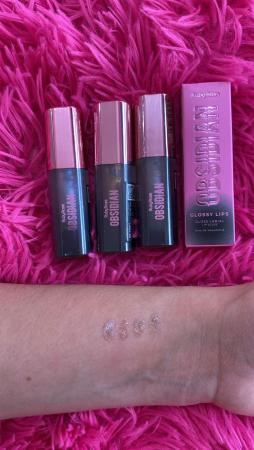 GLOSSY LIPS OBSIDIAN